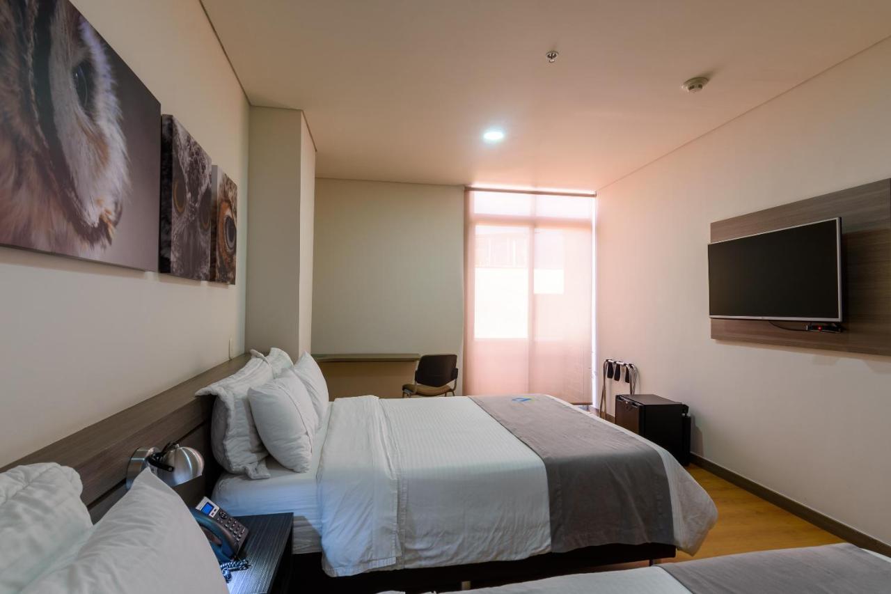 Hotel Vivre Medellín Eksteriør billede